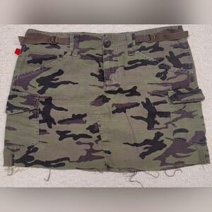 Fire Jeans Mini Cargo Camouflage Skirt Green Black Zipper Fly Button Closure 5